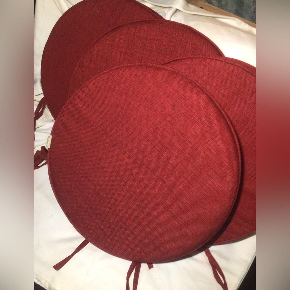 Set of 4 Meadowcraft Red Round 17.5” Outdoor Patio Chair Furniture Seat Cushions